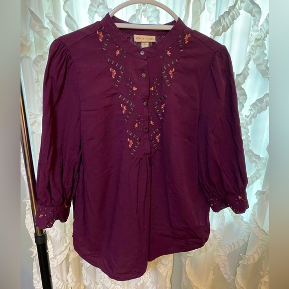 Gently Used Knox Rose Burgundy Peasant Top Size Medium